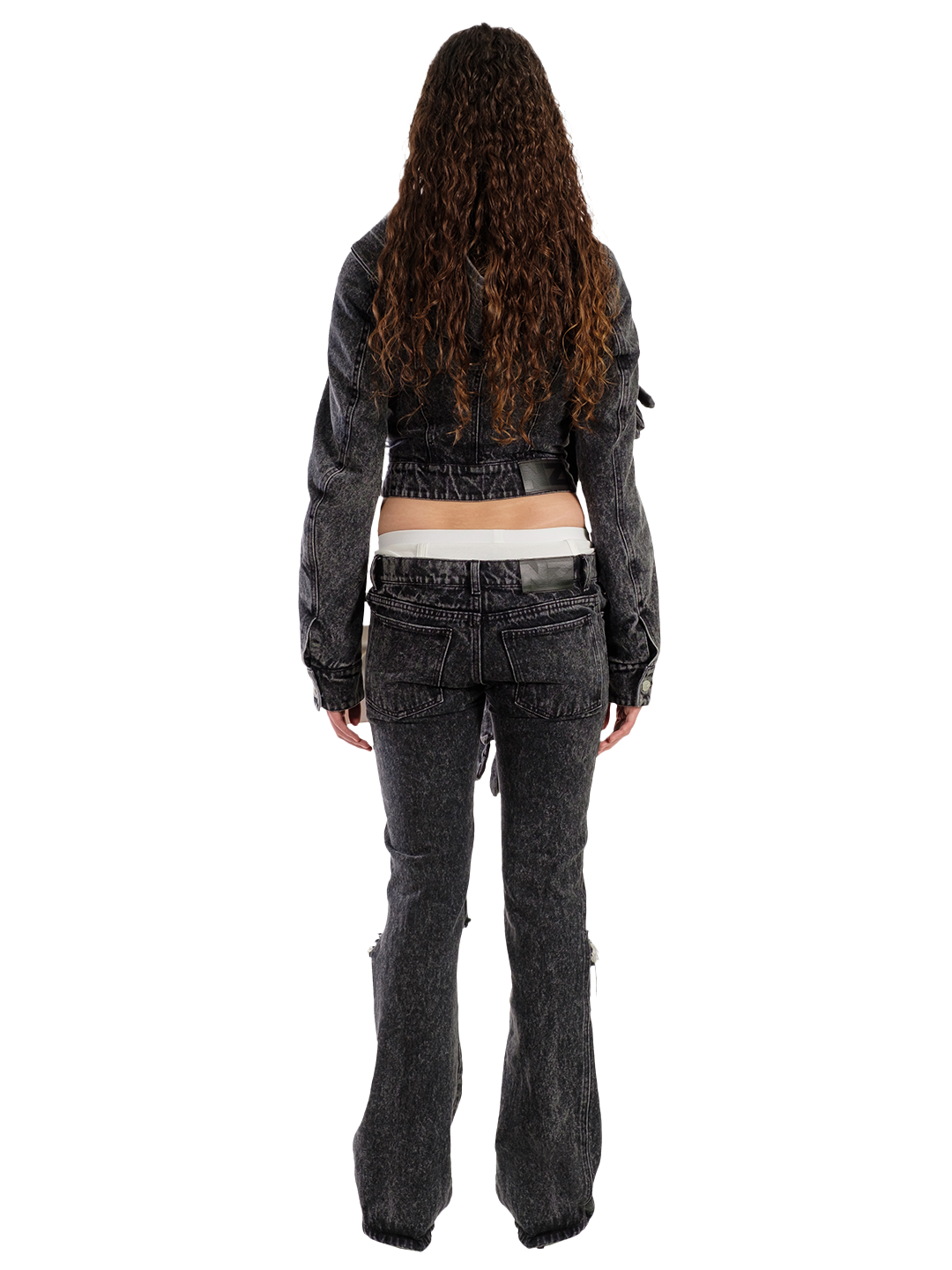 DISTRESSED KNEES FLARED JEANS