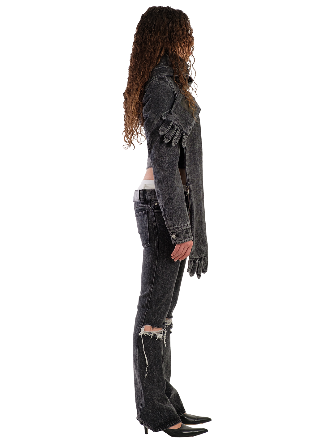 DISTRESSED KNEES FLARED JEANS
