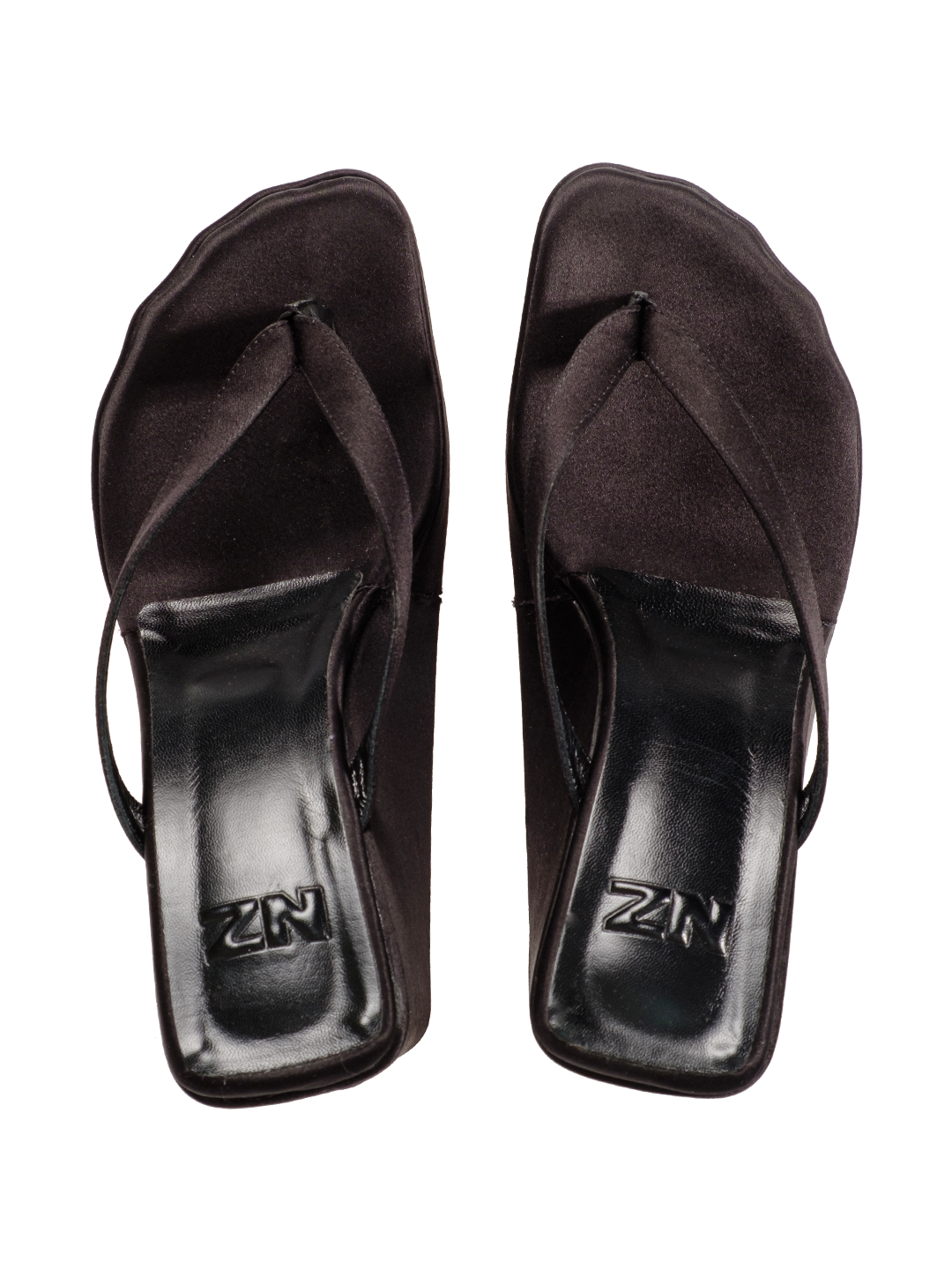 NZ FLIP-FLOPS
