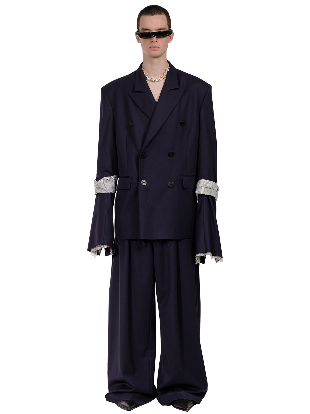 FOLDED TROUSERS