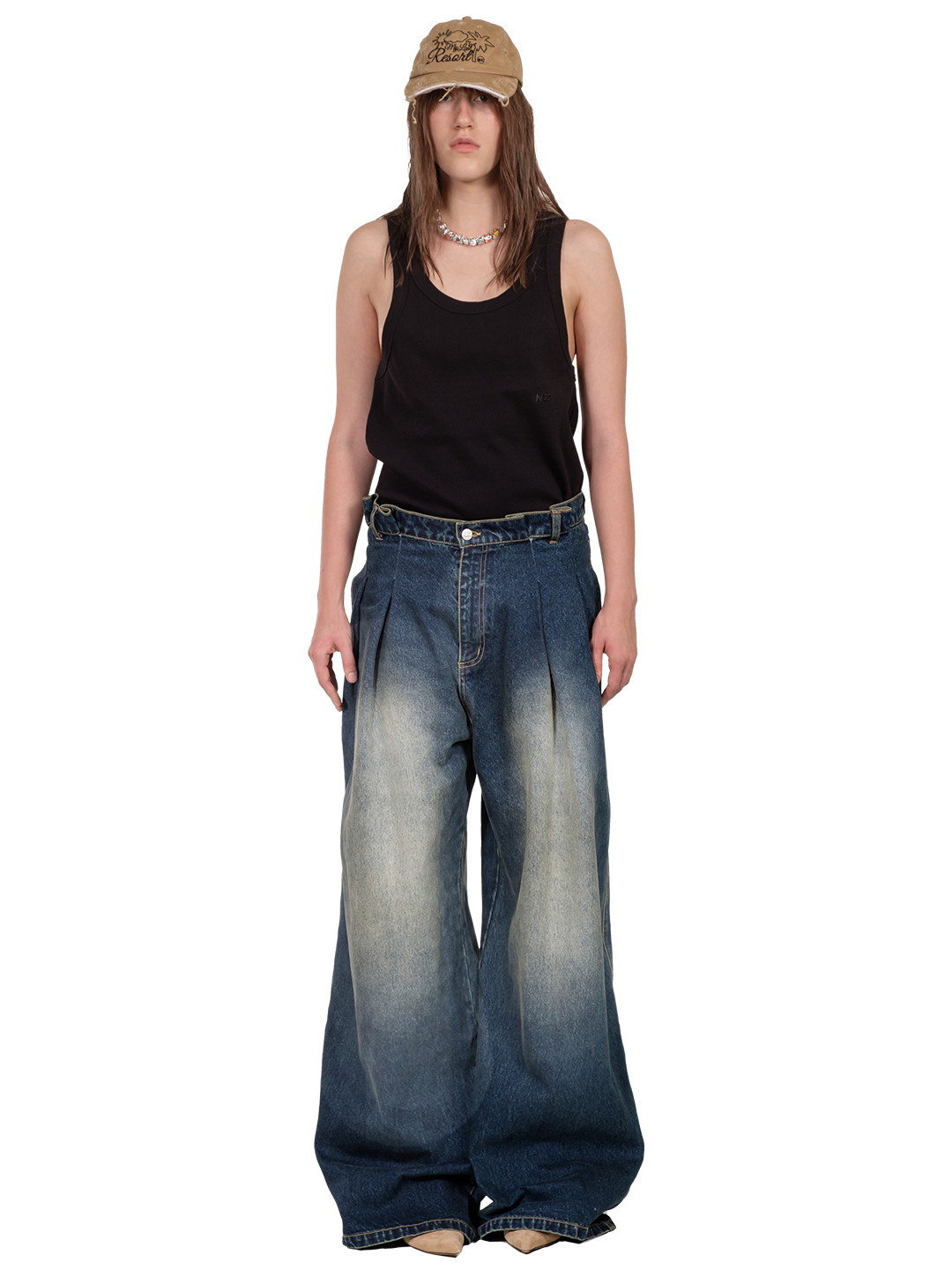 PLEATED JEANS