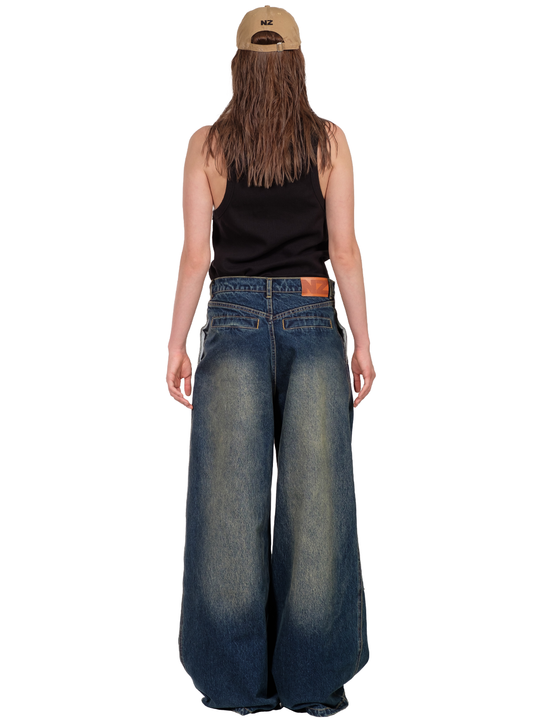 PLEATED JEANS