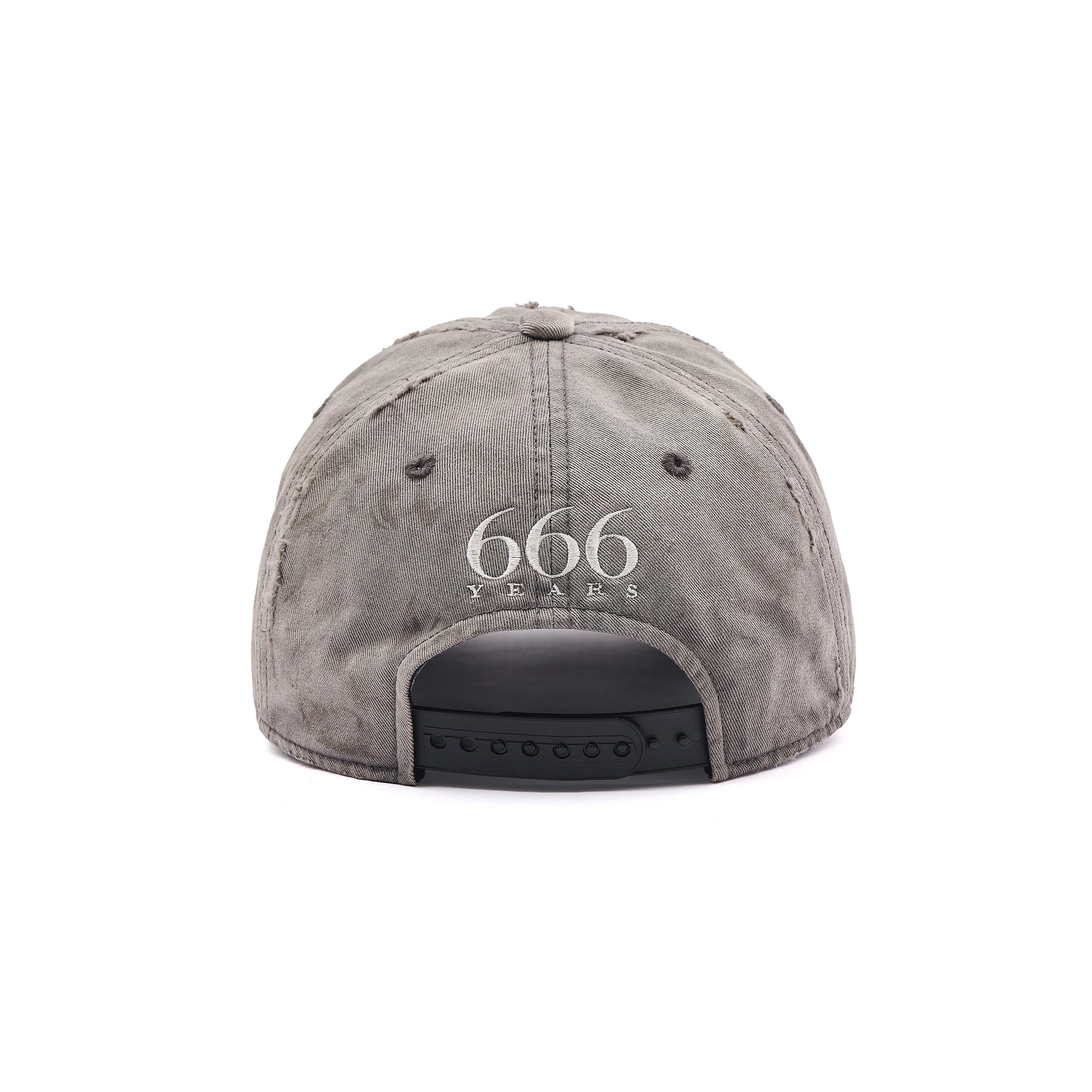 SAINT MXXXXXX CAP